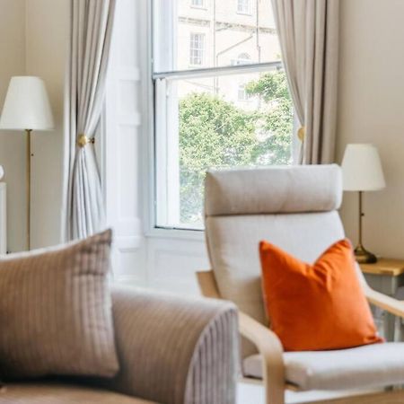 Luxury, Central, Sun-Filled 3 Bed Haven In Бат Екстериор снимка